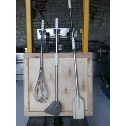 EQUIPEMENT LOT USTENSILES